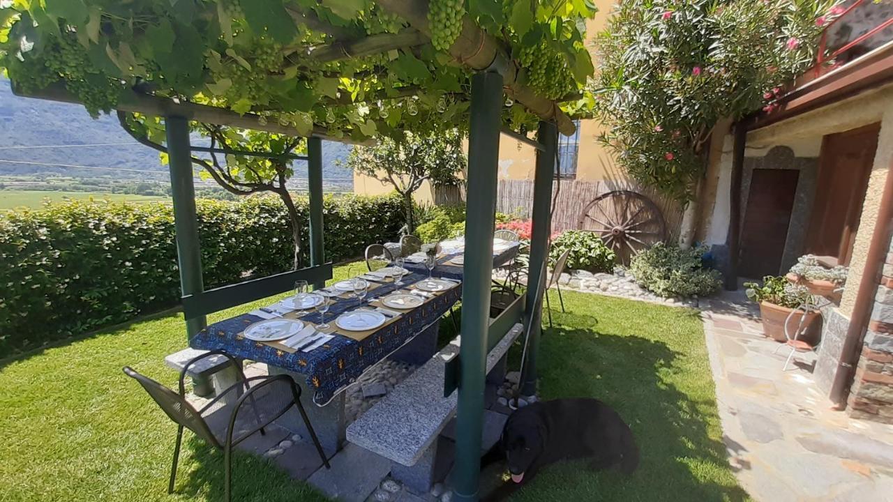 B&B Monastero Dubino Buitenkant foto