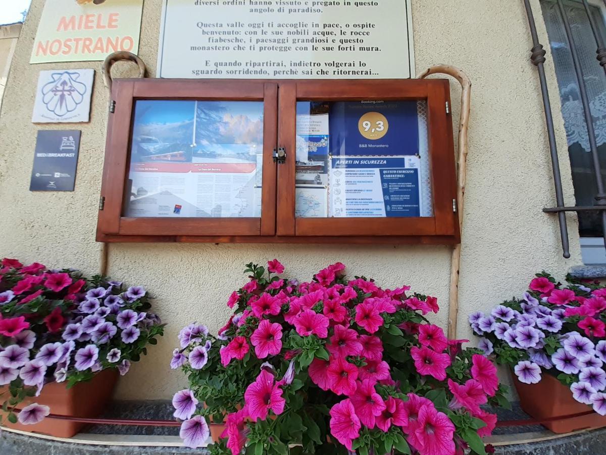 B&B Monastero Dubino Buitenkant foto